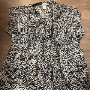 Medium Motherhood Maternity Blouse, grey and white.